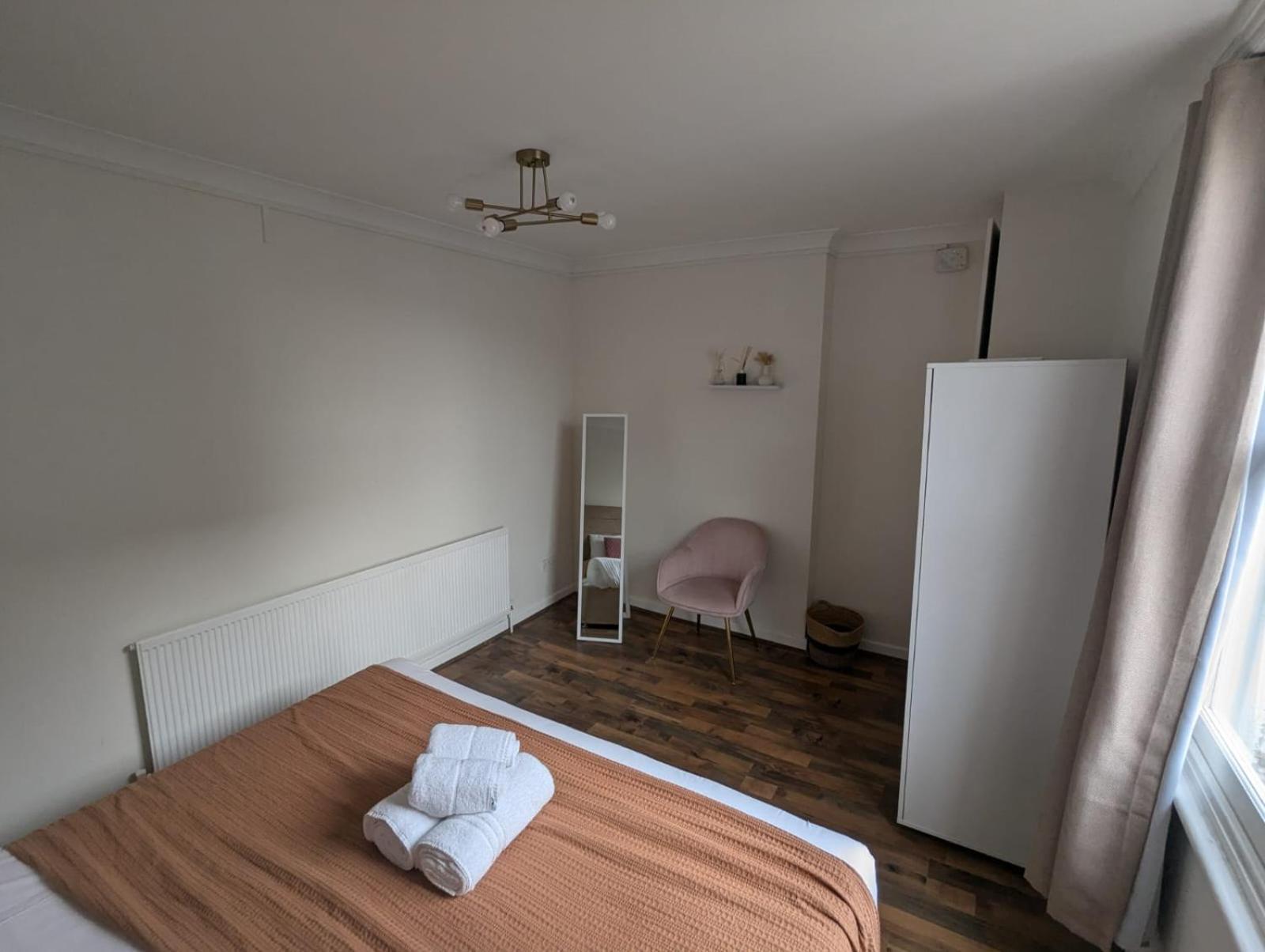 2br Earls Court Prime Location Londra